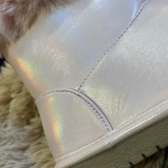 Childrens Place sz 11 booties - Picture 5 of 7